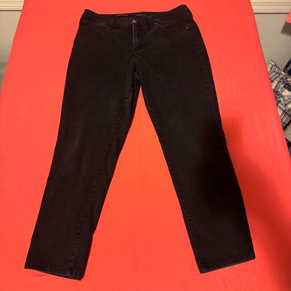 Black Charter Club Bristol Skinny Ankle jeans- Womens 10